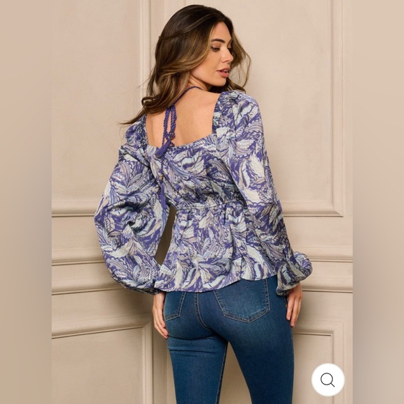 🆕NAVY LONG PUFF SLEEVE RUCHED LEAF PRINT TOP - Picture 3 of 3